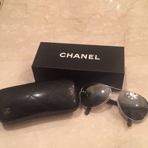 AUTHENTIC POLARIZED CHANEL AVIATOR SUNGLASSES